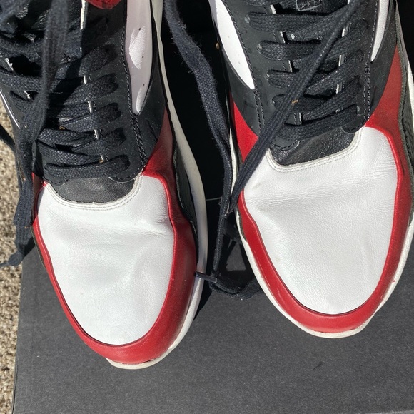 0621 in Red black and white - Picture 11 of 16